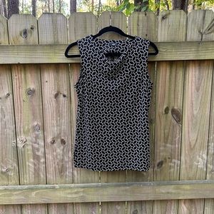 TALBOTS Geometric shape design Top Blouse Womens Small